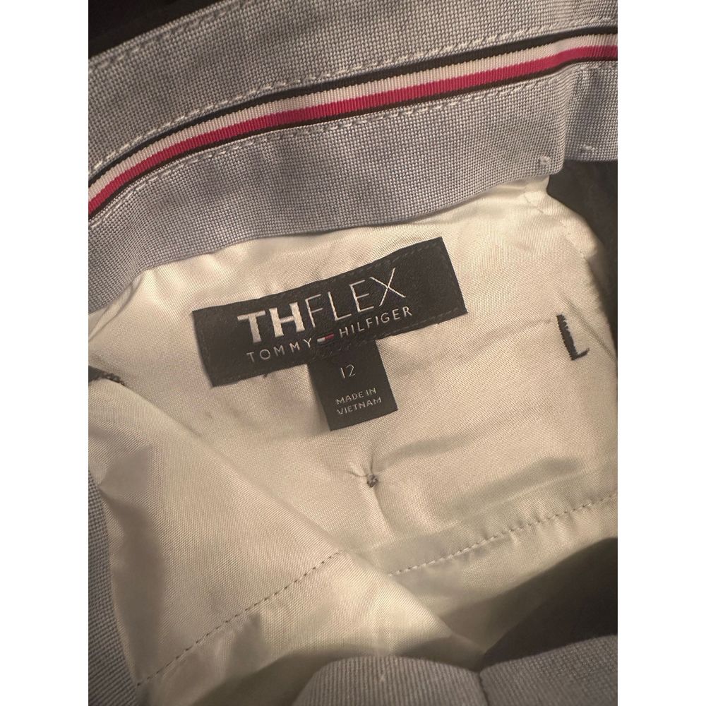 Tommy Hilfiger Boys' 2-Piece Formal Suit Set size 12 Brand New - Picture 7 of 10